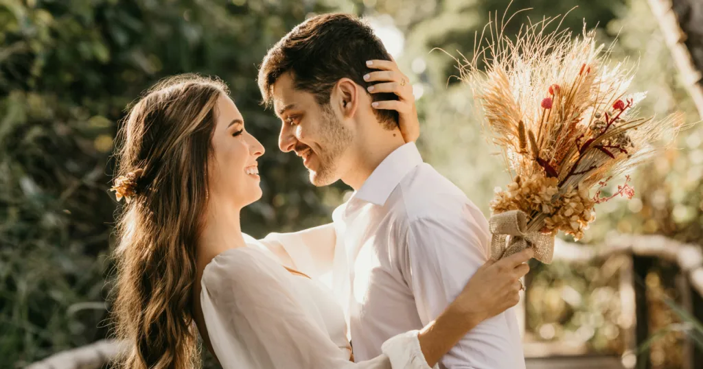 Ich habe jemanden geheiratet, der nach außen hin selbstsicher wirkte, doch diese 8 feinen Zeichen zeigten seine wahren Probleme