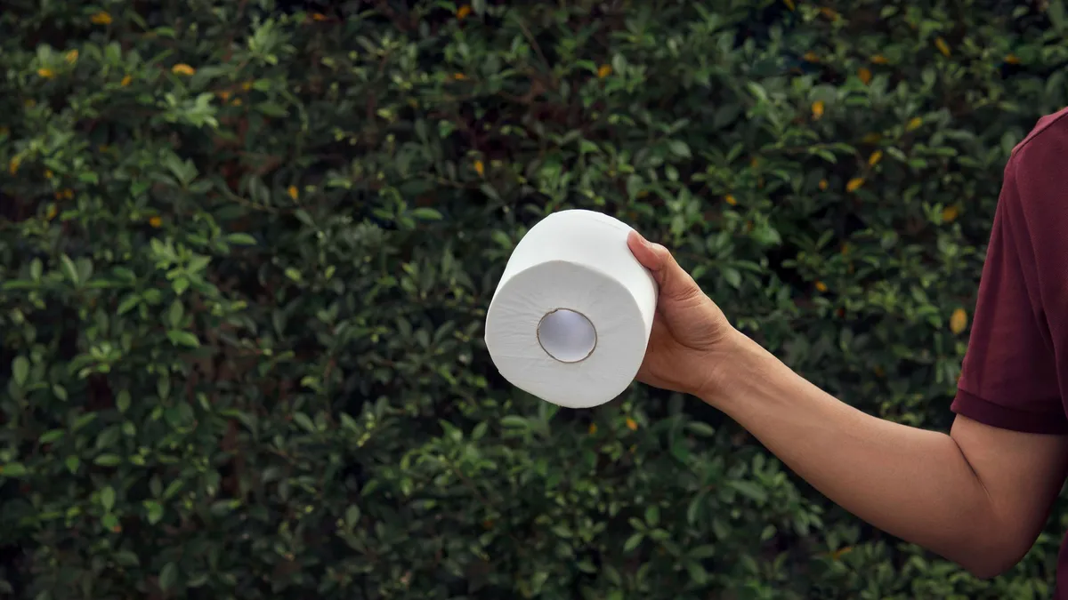 Frühling im Garten: So nutzt du leere Toilettenpapierrollen kreativ